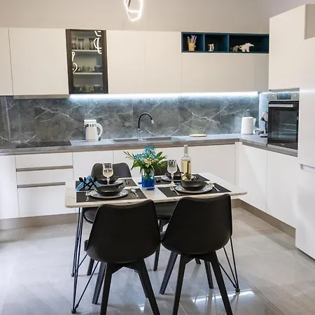 Apartman 3s Toló